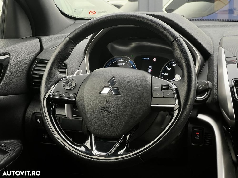Mitsubishi Eclipse-Cross - 11
