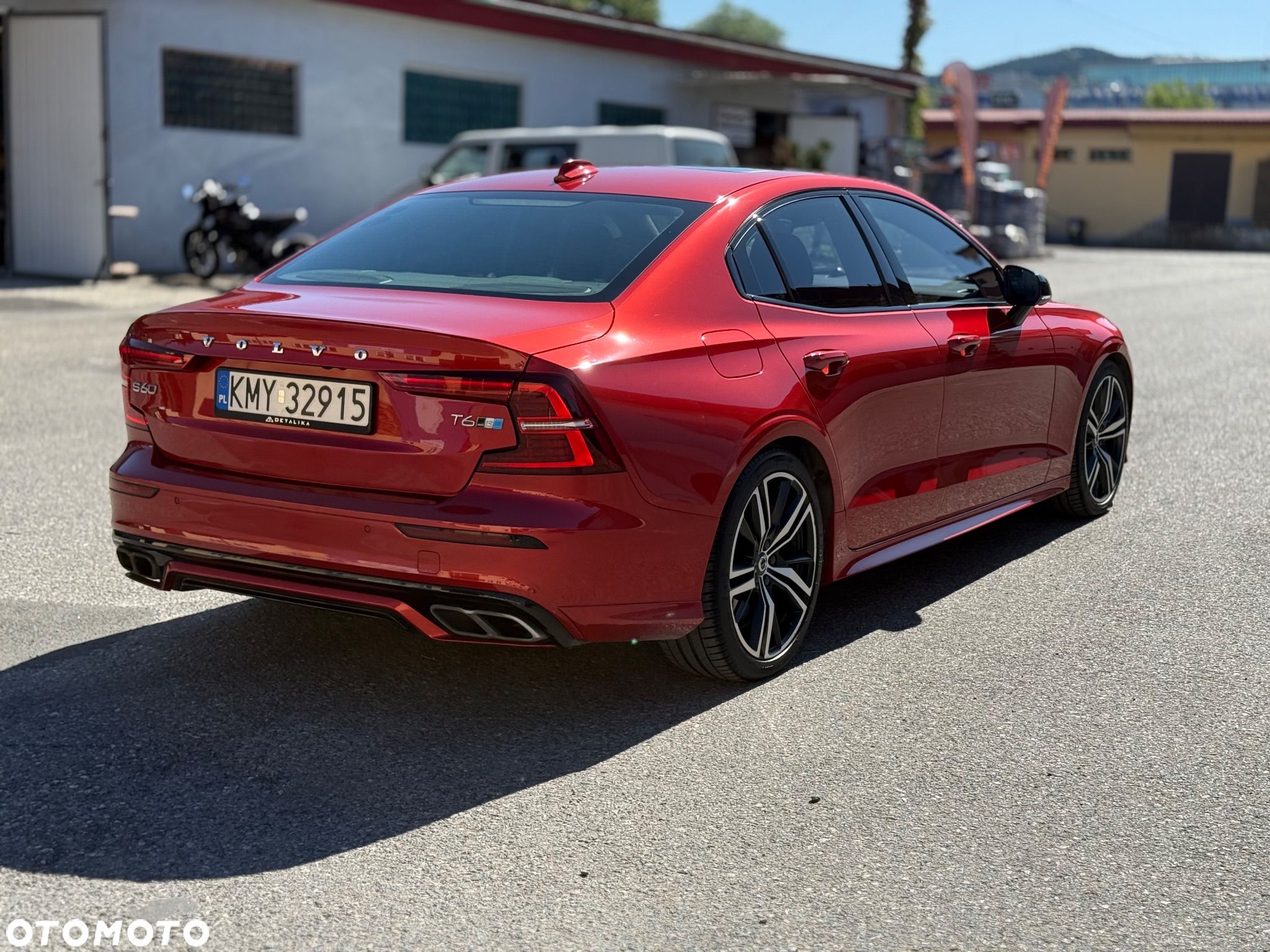 Volvo S60 T6 AWD R-Design - 1