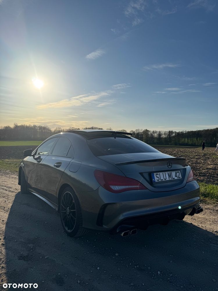 Mercedes-Benz CLA 220 d 7G-DCT AMG Line - 4
