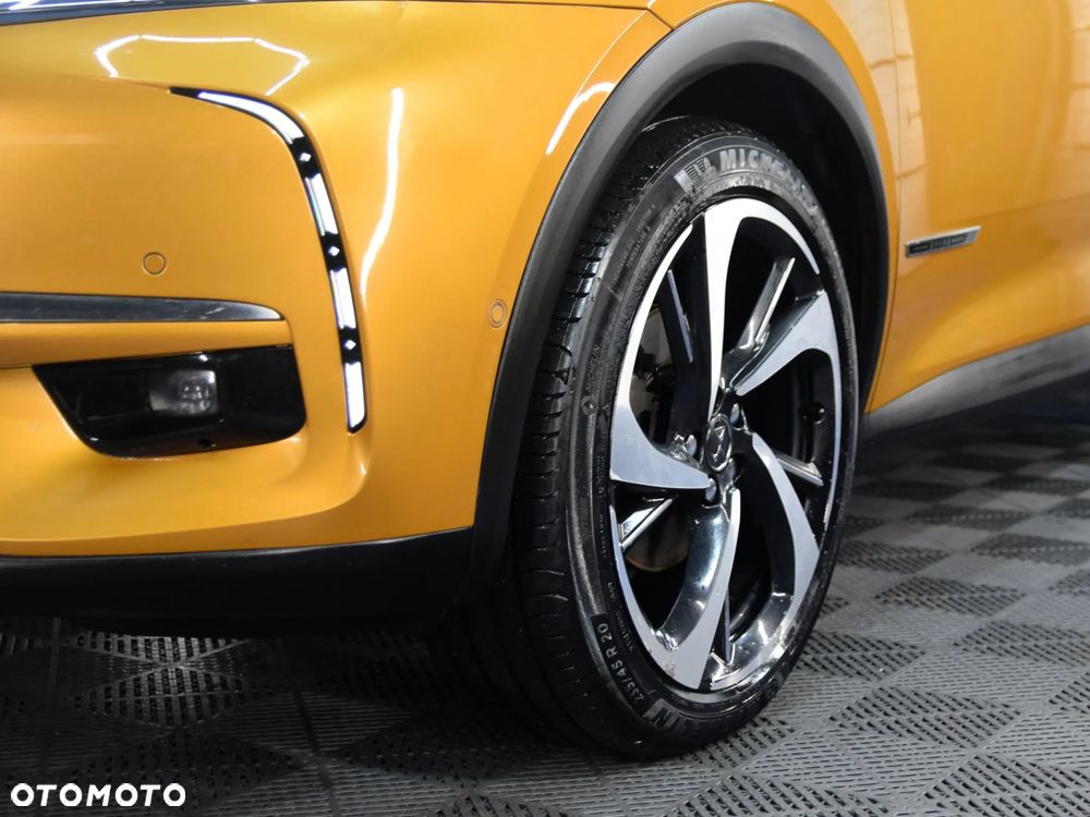 DS Automobiles DS 7 Crossback 2.0 BlueHDi Performance Line + - 18