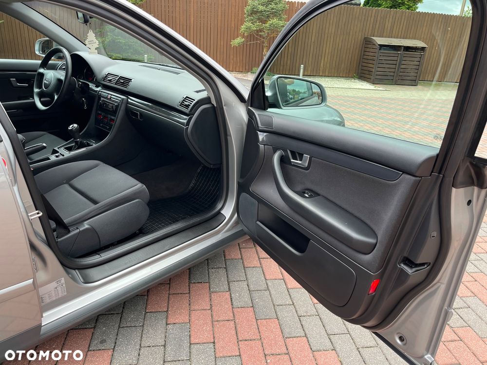 Audi A4 Avant - 8