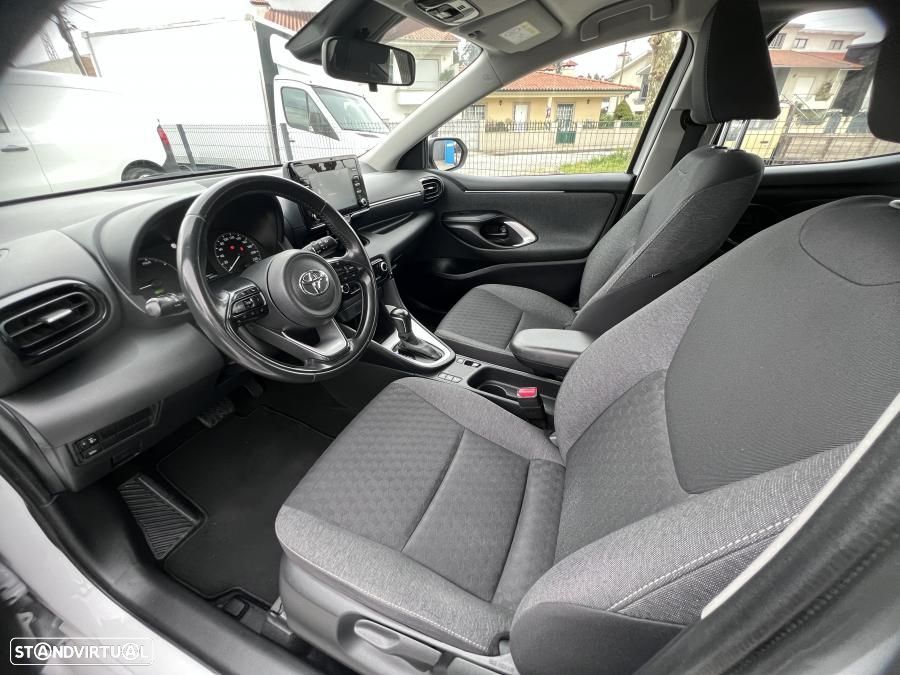 Toyota Yaris 1.5 HDF Comfort Plus - 19