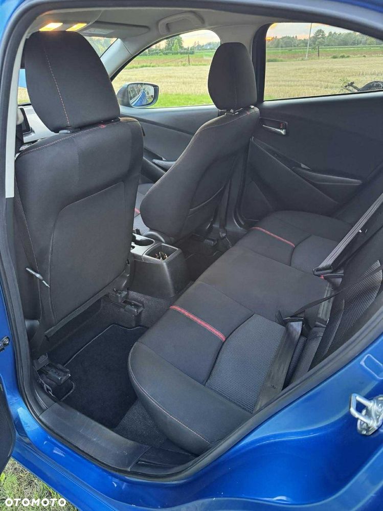Mazda 2 - 11