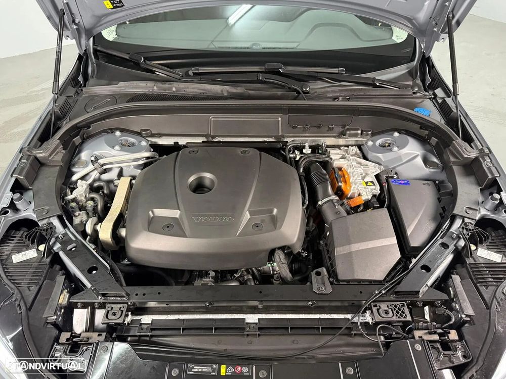 Volvo XC 60 2.0 T8 PHEV Plus Bright AWD - 33