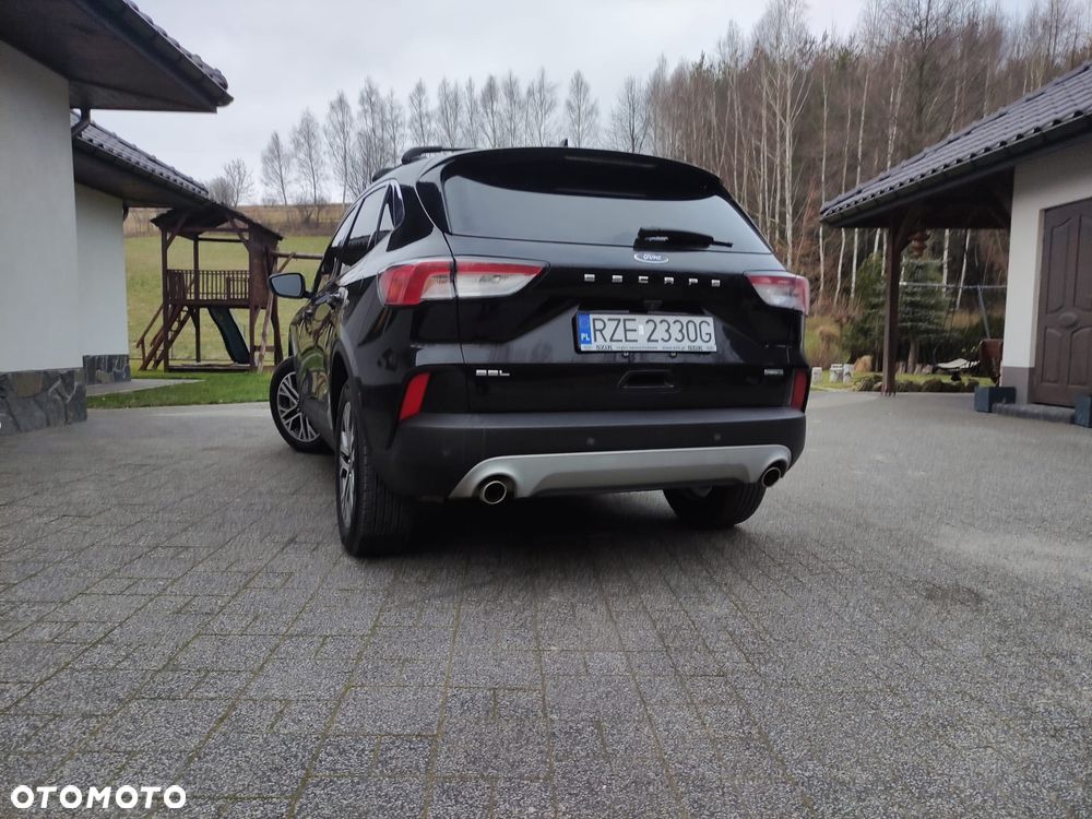 Ford Kuga - 4