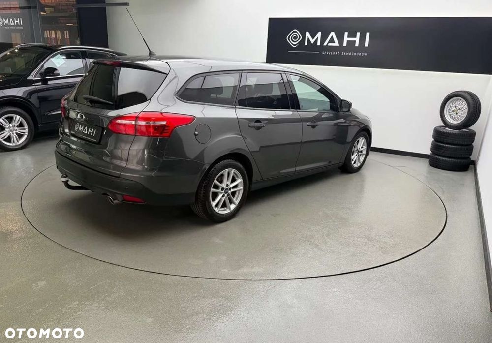 Ford Focus 2.0 TDCi Titanium ASS - 12