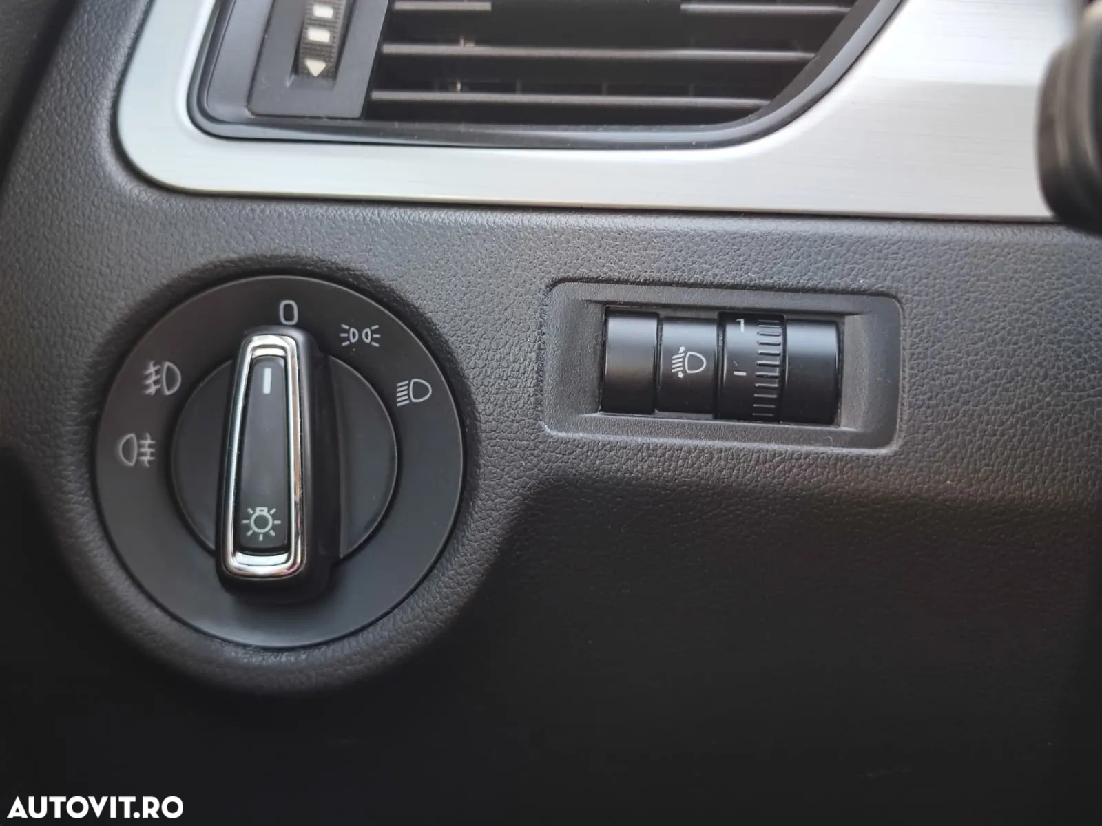 Skoda RAPID 1.0 TSI Ambition - 25