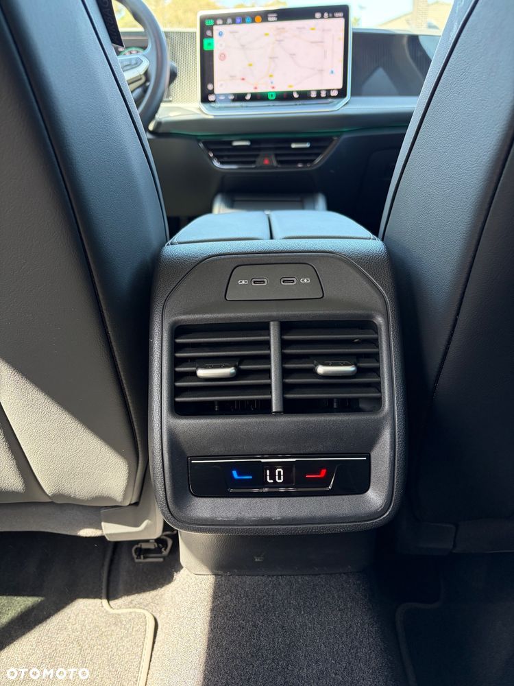 Volkswagen Passat 2.0 TDI SCR DSG Business - 12