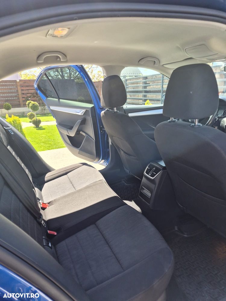 Skoda Octavia 1.0 TSI Style - 6