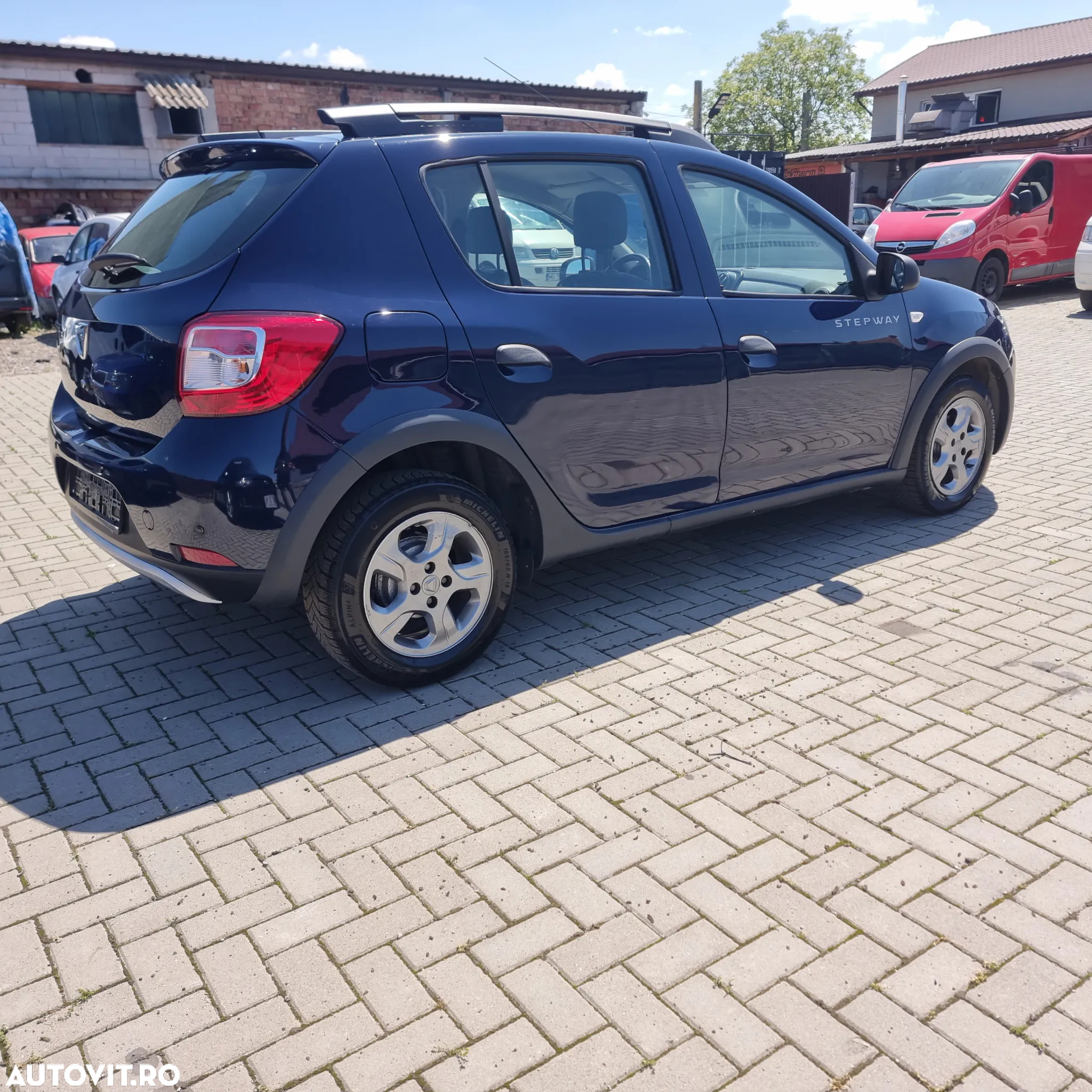 Dacia Sandero 1.2 16V 75 Laureate - 5