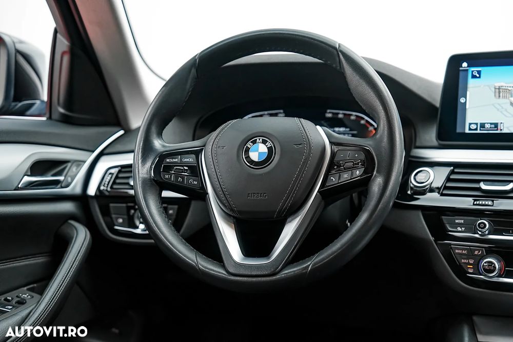 BMW Seria 5 520i Aut. Sport Line - 18