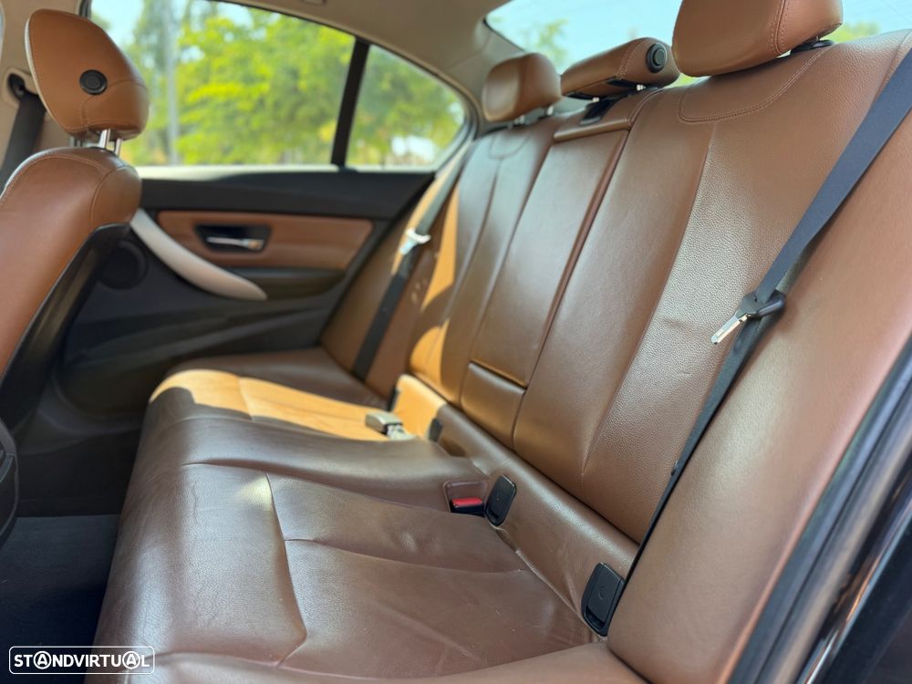 BMW 320 d Aut. Efficient Dynamics Edition - 11