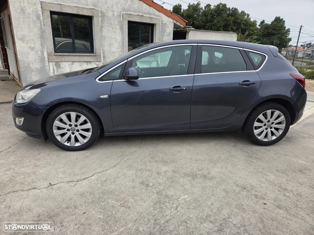 Opel Astra 1.7 CDTI Cosmo - 3