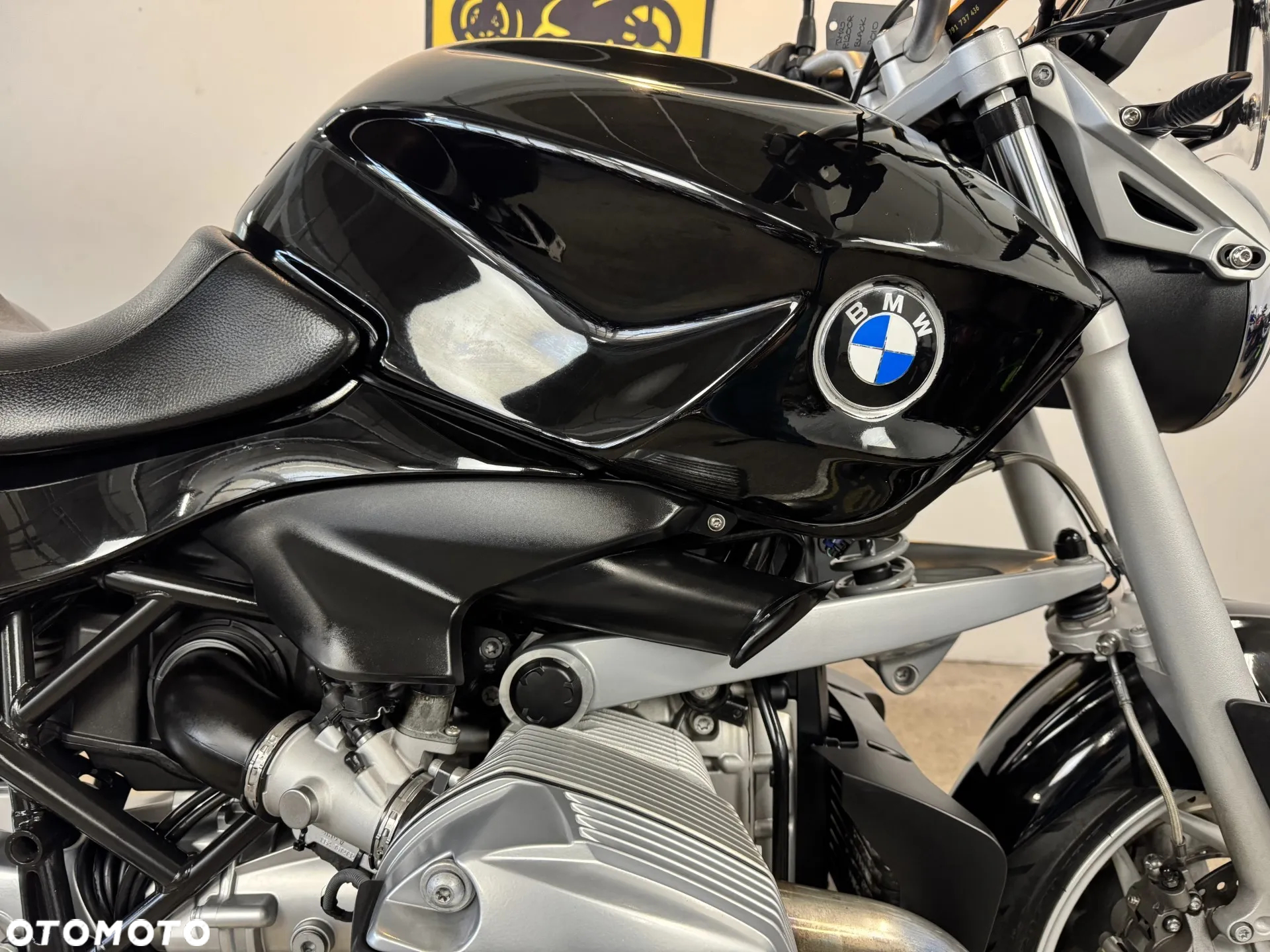BMW R - 12