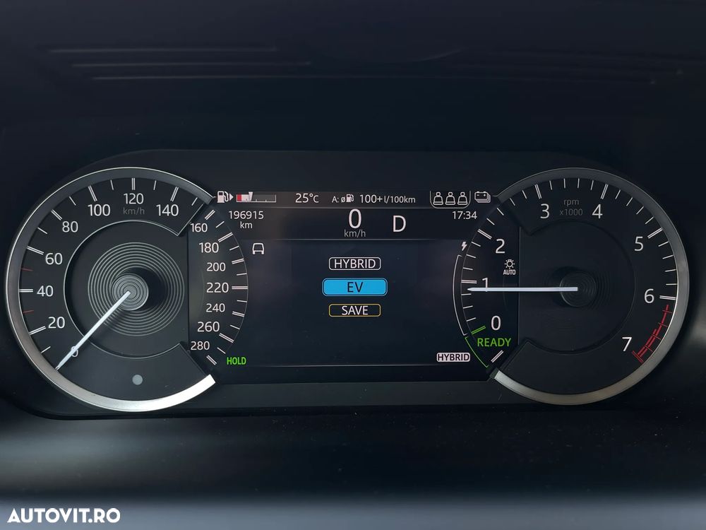 Land Rover Discovery Sport 1.5 P300e PHEV SE - 32