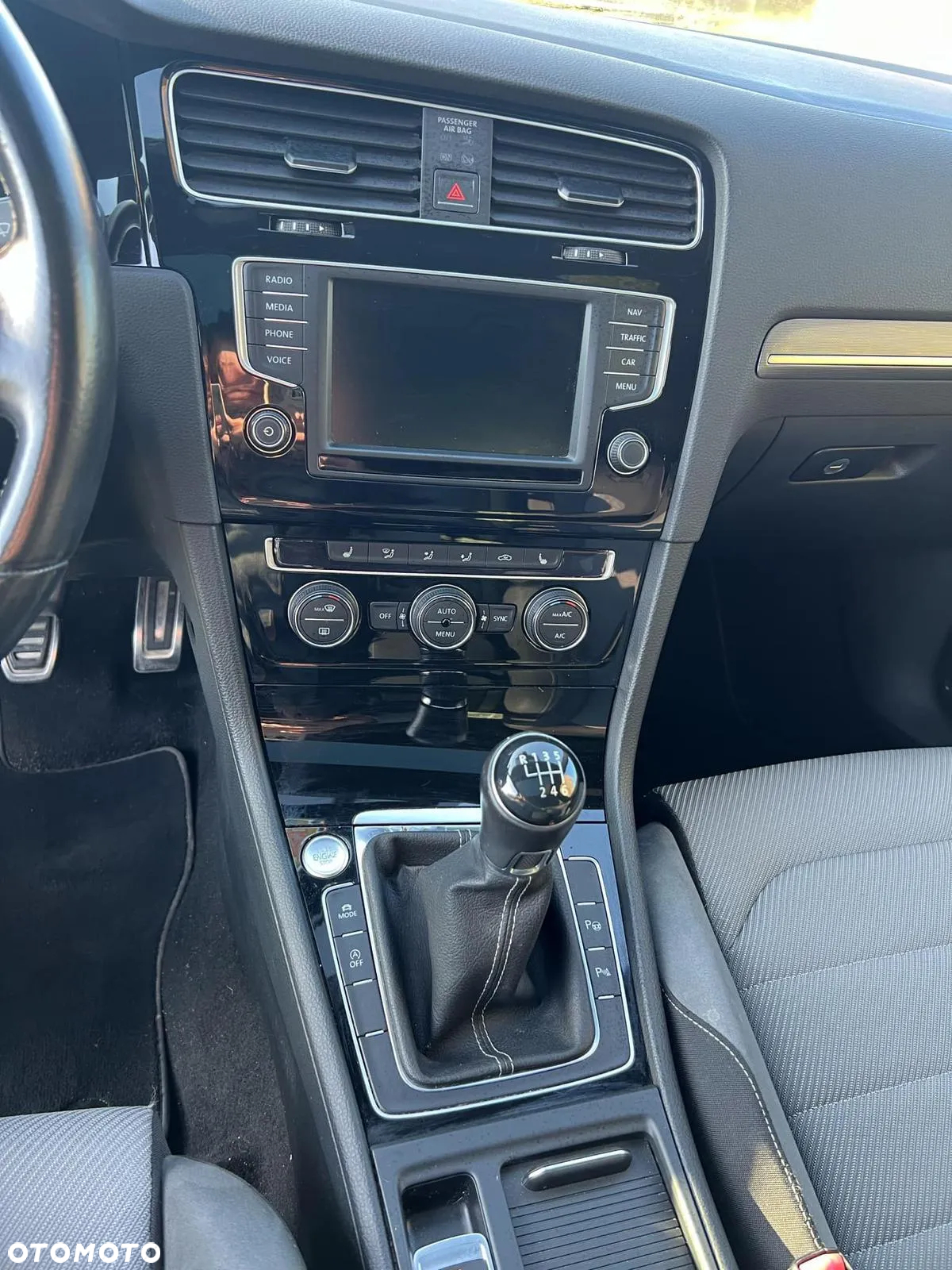 Volkswagen Golf 1.4 TSI BlueMotion Technology Lounge - 18