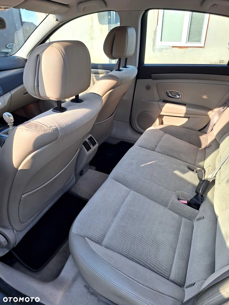 Renault Laguna - 4
