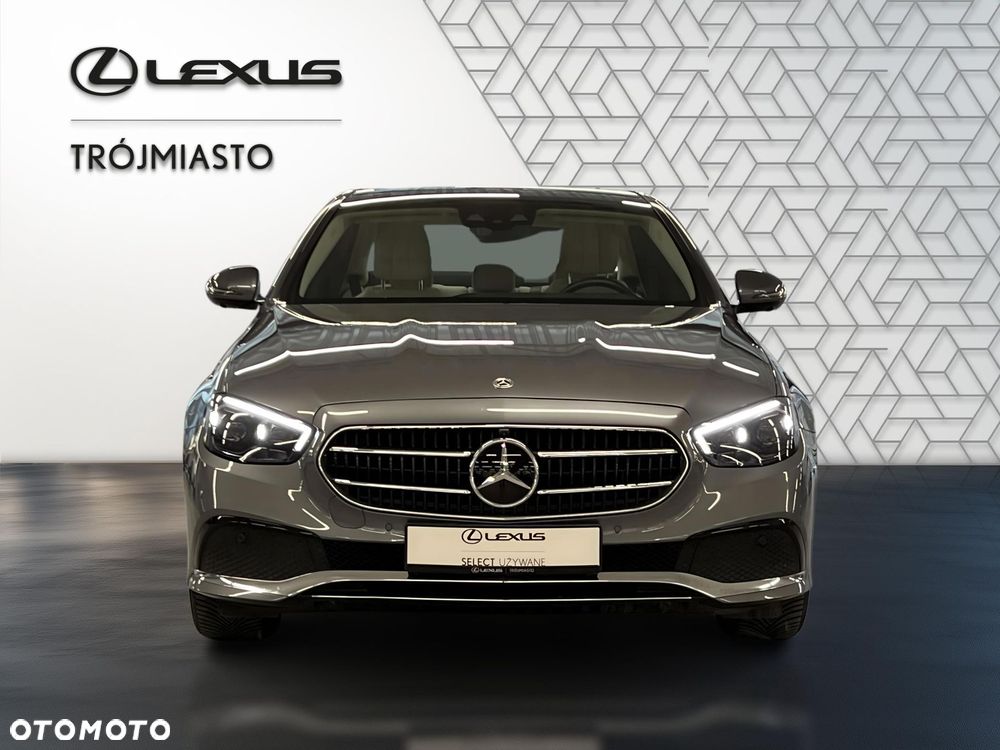 Mercedes-Benz Klasa E - 9