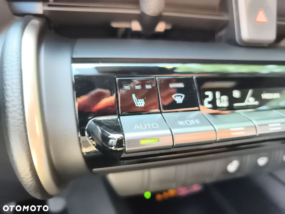Toyota C-HR - 25