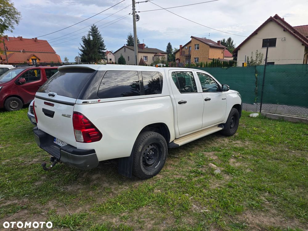 Toyota Hilux - 7