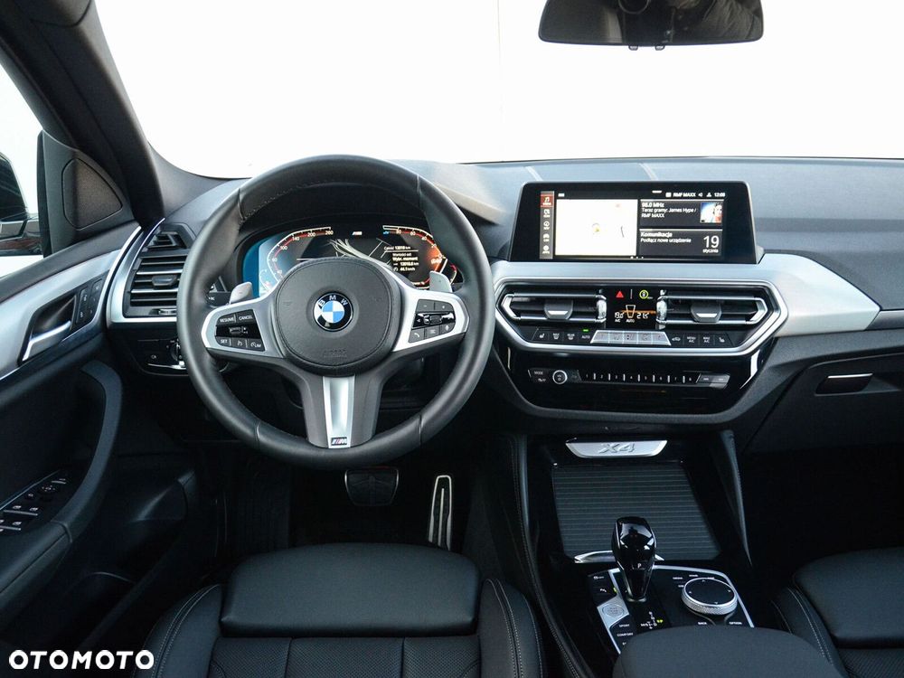 BMW X4 - 33