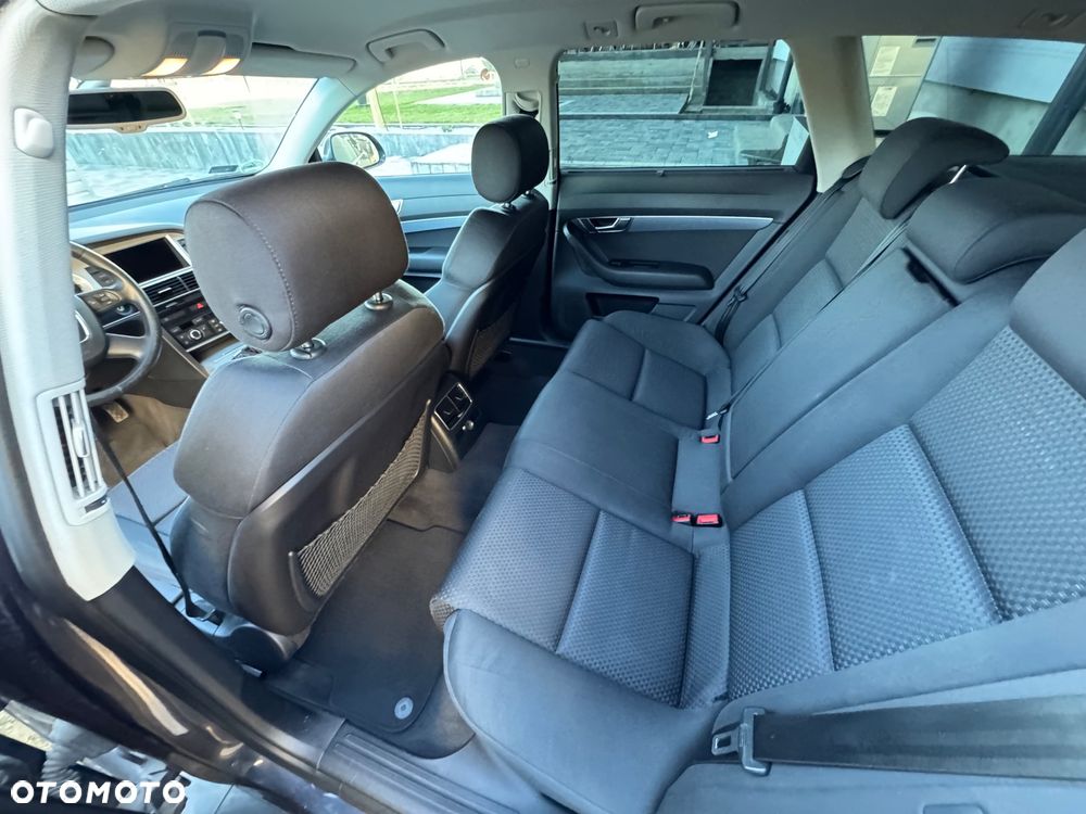 Audi A6 Avant - 17