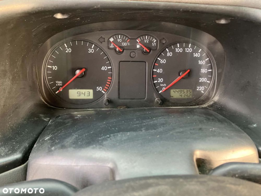Volkswagen Transporter T4 - 12