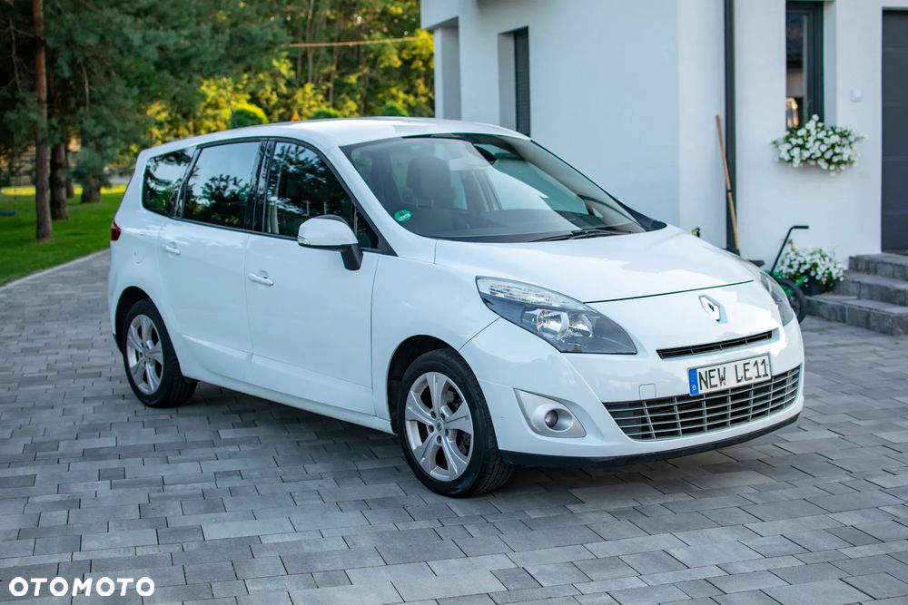 Renault Grand Scenic - 15