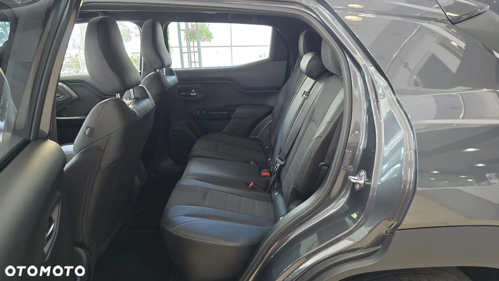 Toyota Urban Cruiser 61kWh Executive - 7