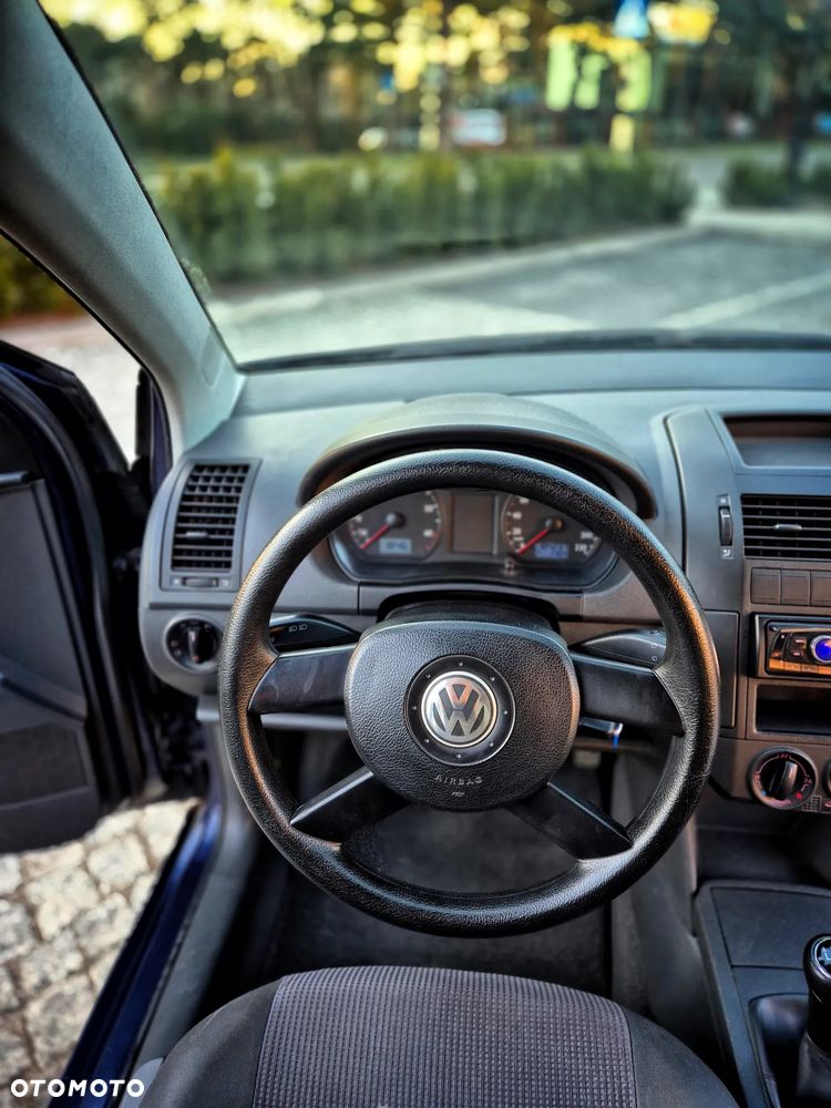 Volkswagen Polo - 9