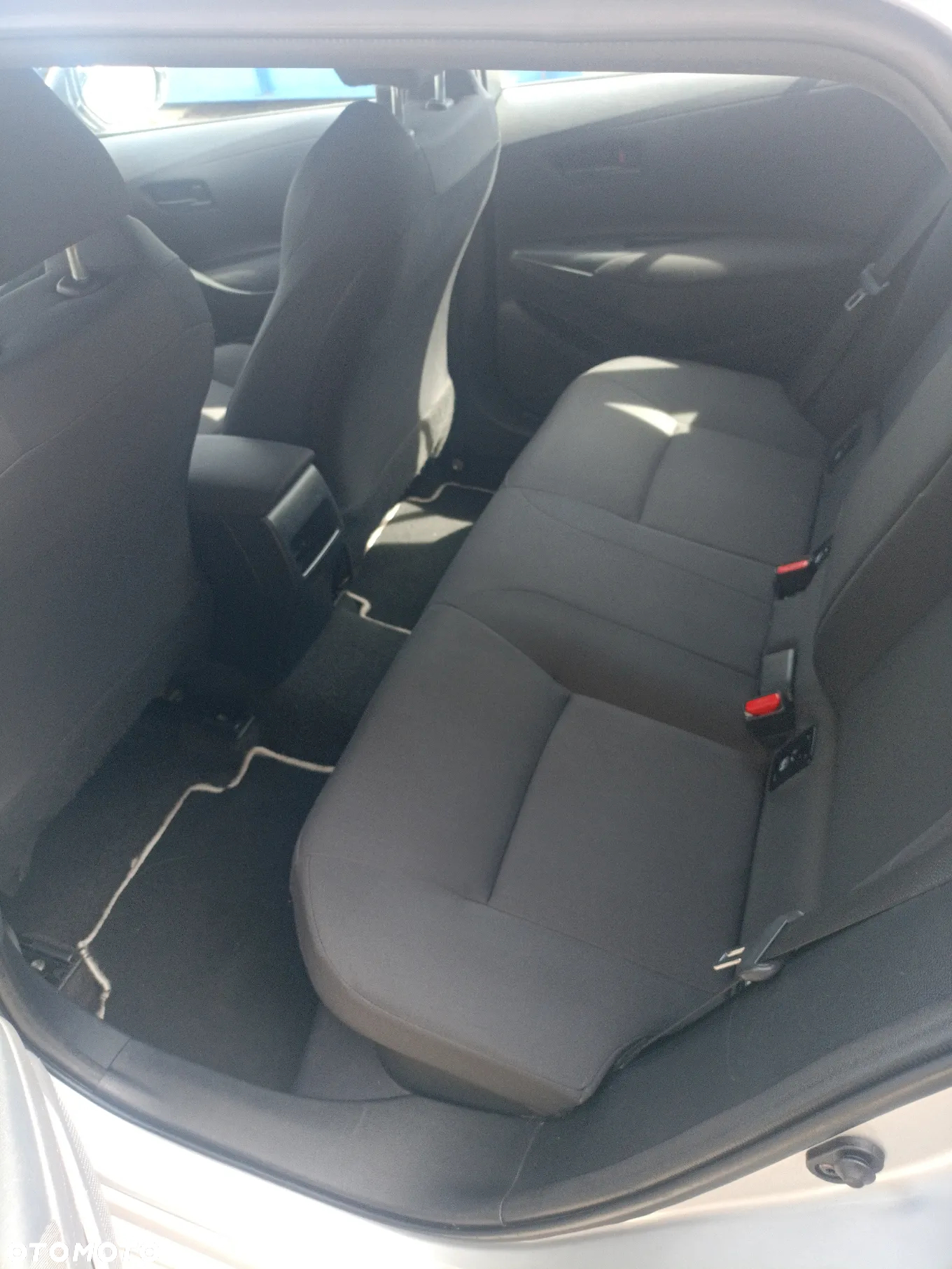 Toyota Corolla 1.8 Hybrid Active - 9