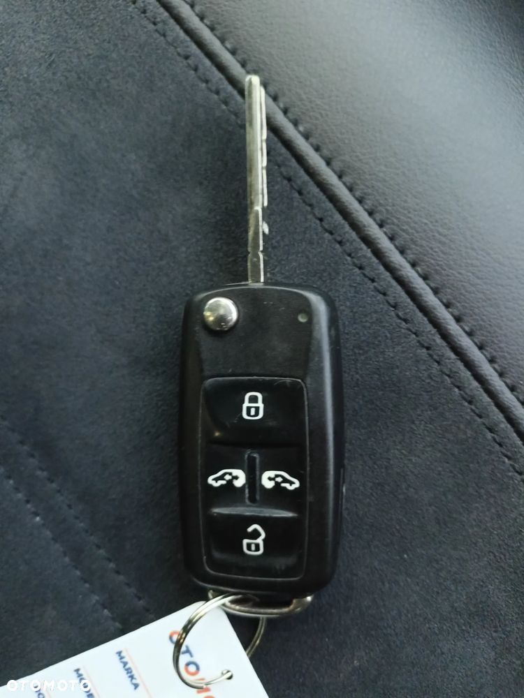 Volkswagen Multivan 2.0 BiTDI L1 70 Years Bulli 4Motion DSG - 40
