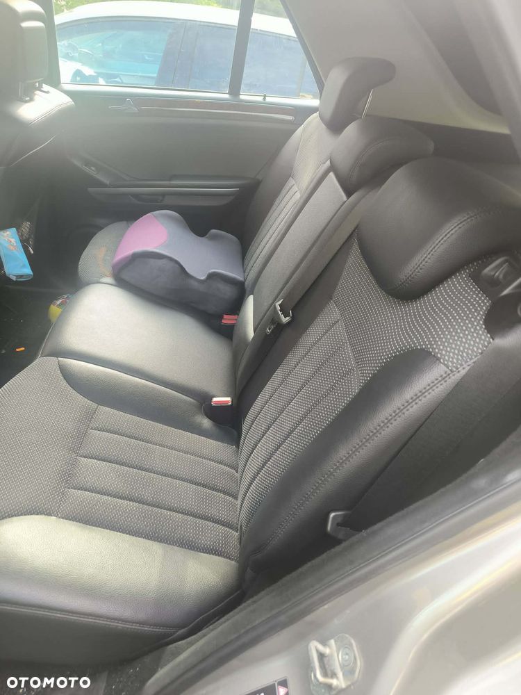 Mercedes-Benz ML 320 CDI 4-Matic - 8