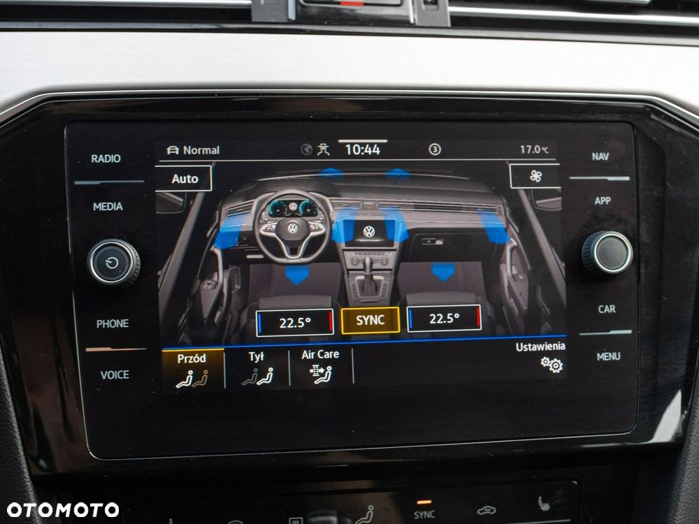 Volkswagen Passat - 24
