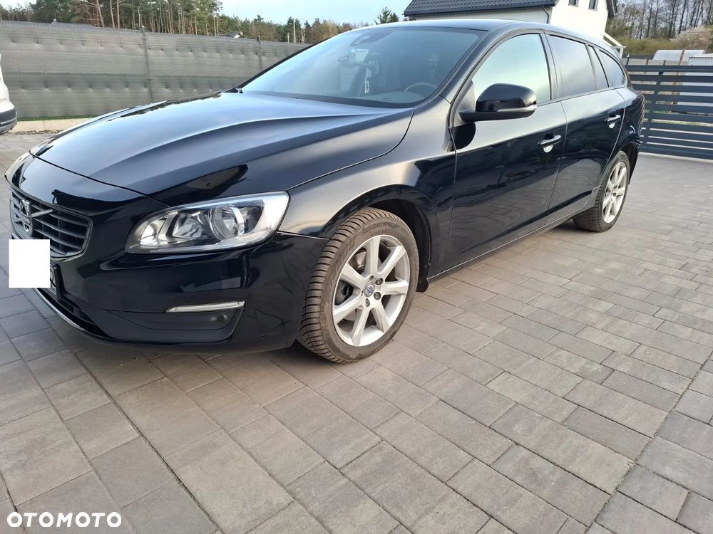 Volvo V60 D3 Kinetic - 1