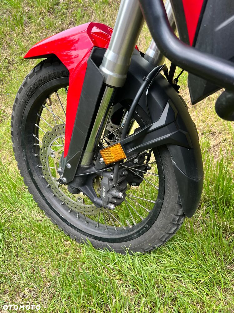 Honda CRF - 4
