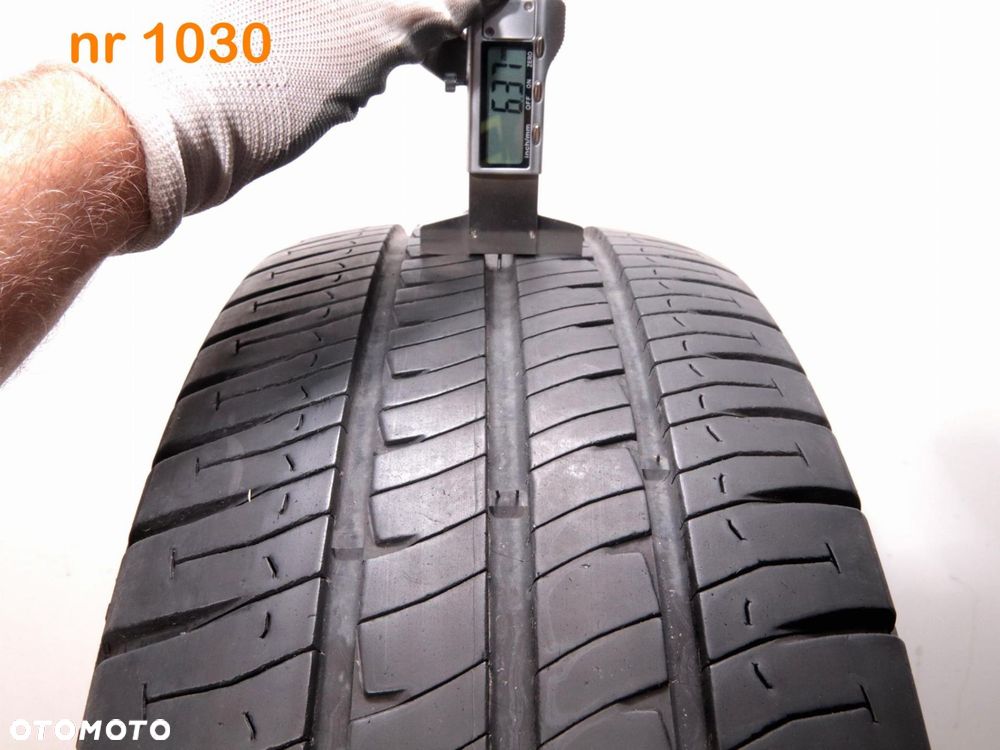 Michelin AGILIS 235/65 R16C - 2