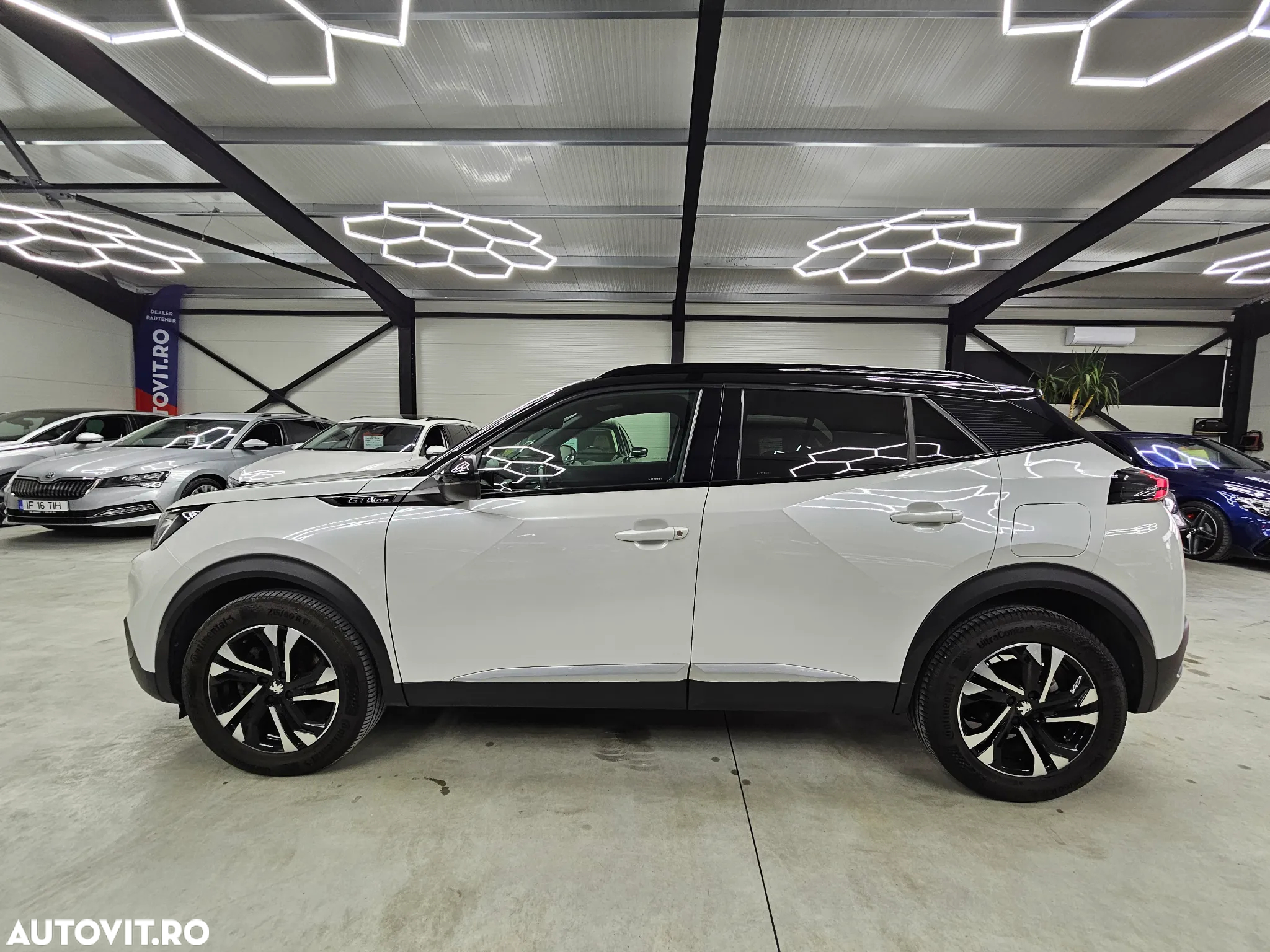 Peugeot 2008 1.5 BlueHDI STT EAT8 GT Line - 31