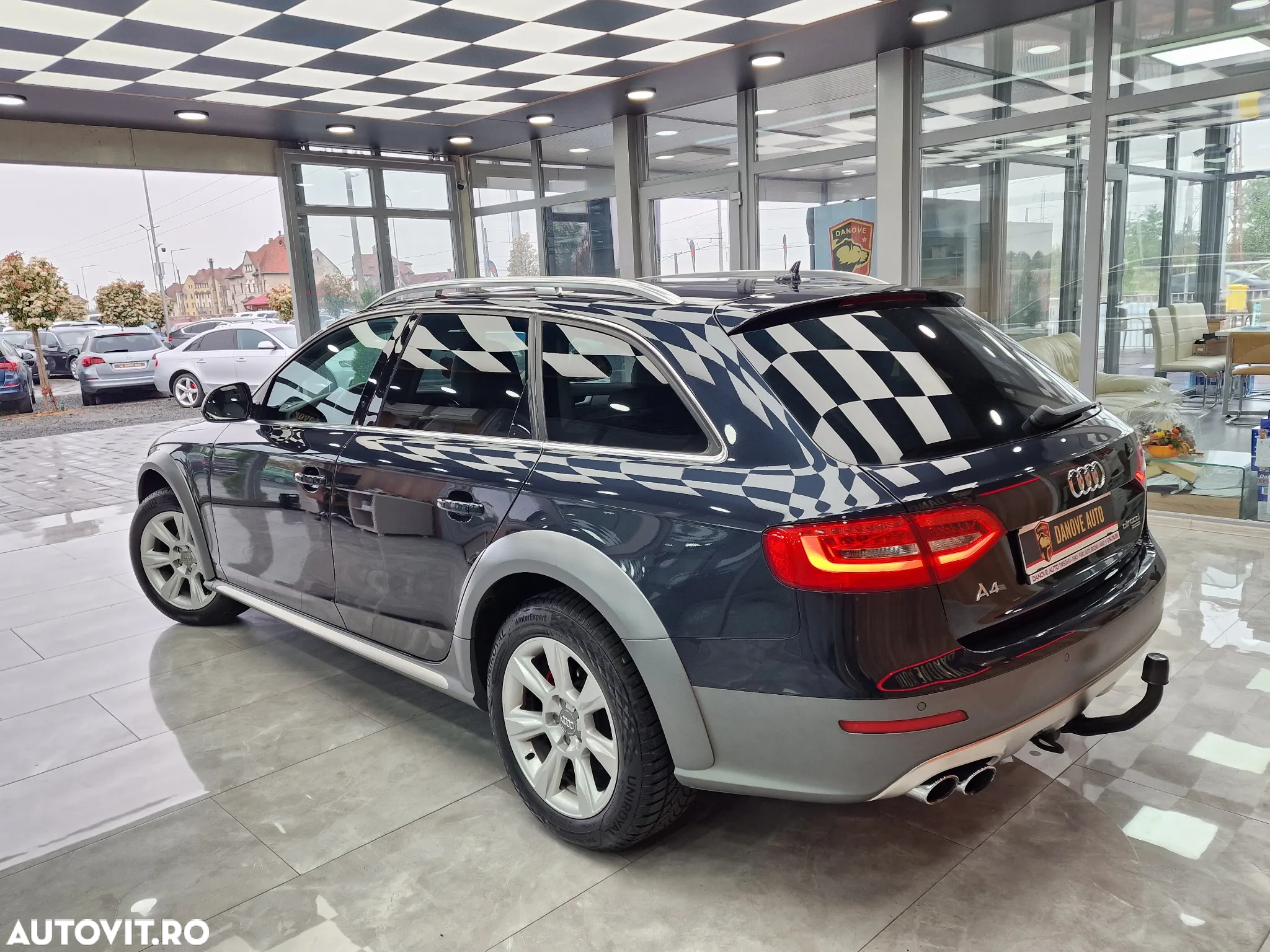 Audi A4 Allroad 2.0 TDI Quattro Stronic - 10