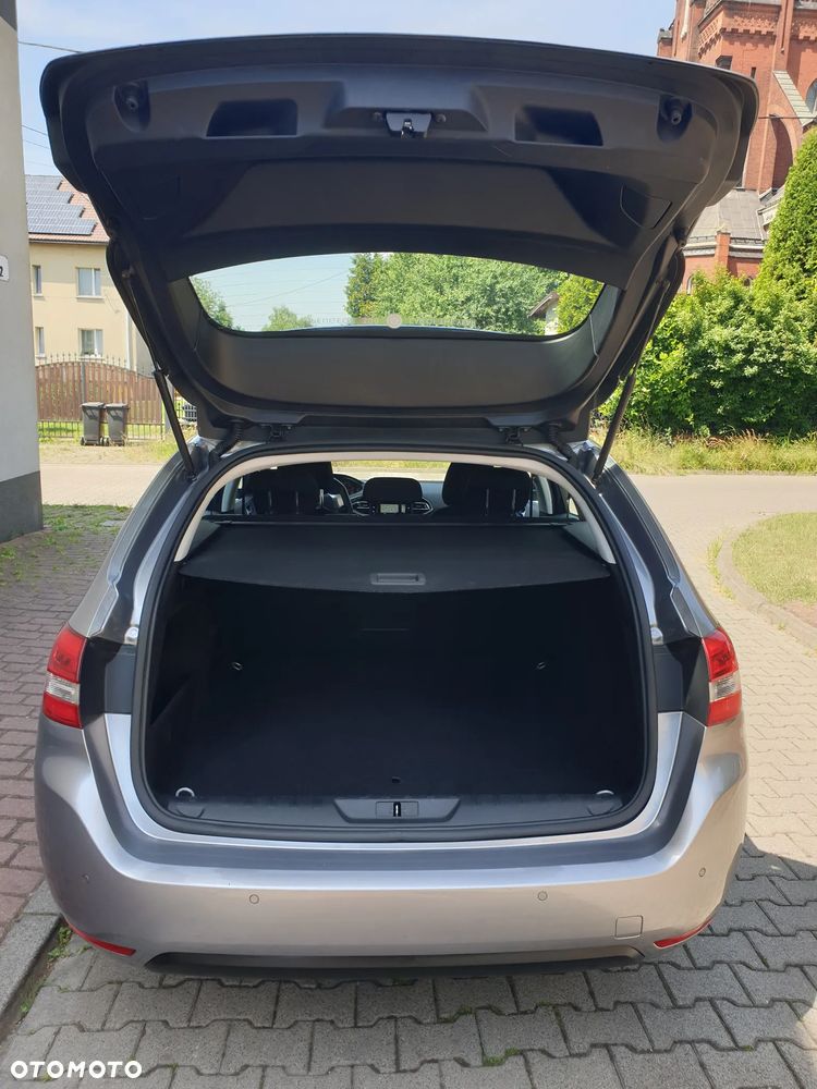 Peugeot 308 2.0 HDi Allure - 37