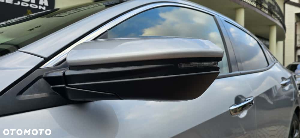 Honda Civic 1.5 T Prestige (Navi) - 12