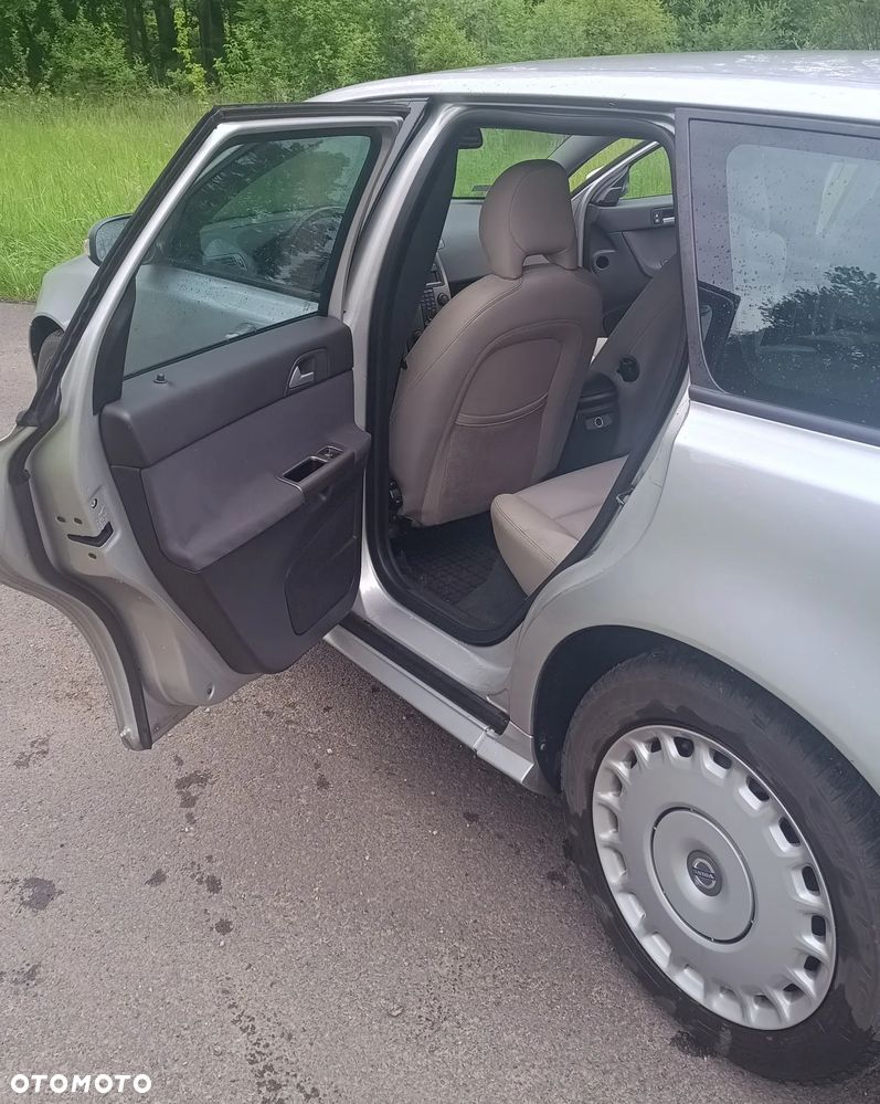Volvo V50 2.0D Kinetic - 11