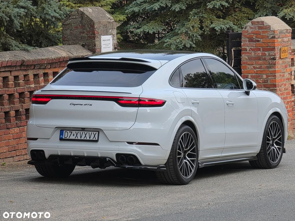 Porsche Cayenne - 5
