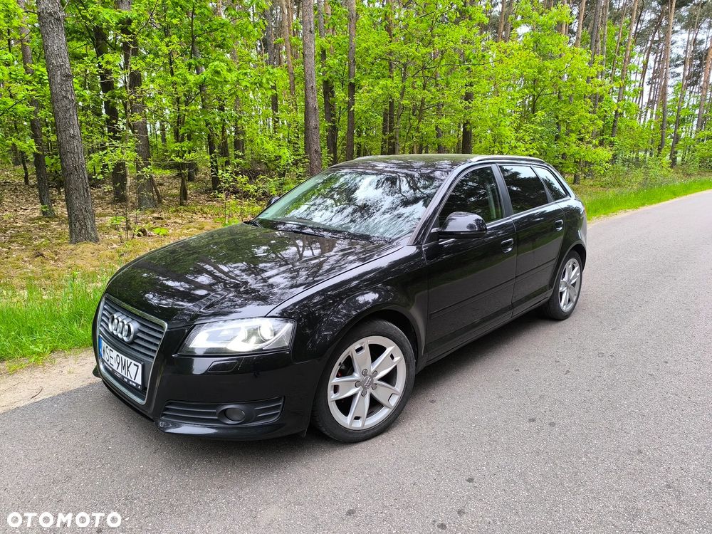 Audi A3 Sportback 1.6 TDI DPF Attraction - 1