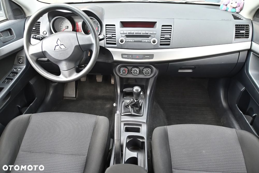 Mitsubishi Lancer 1.5 Inform ASTC - 14