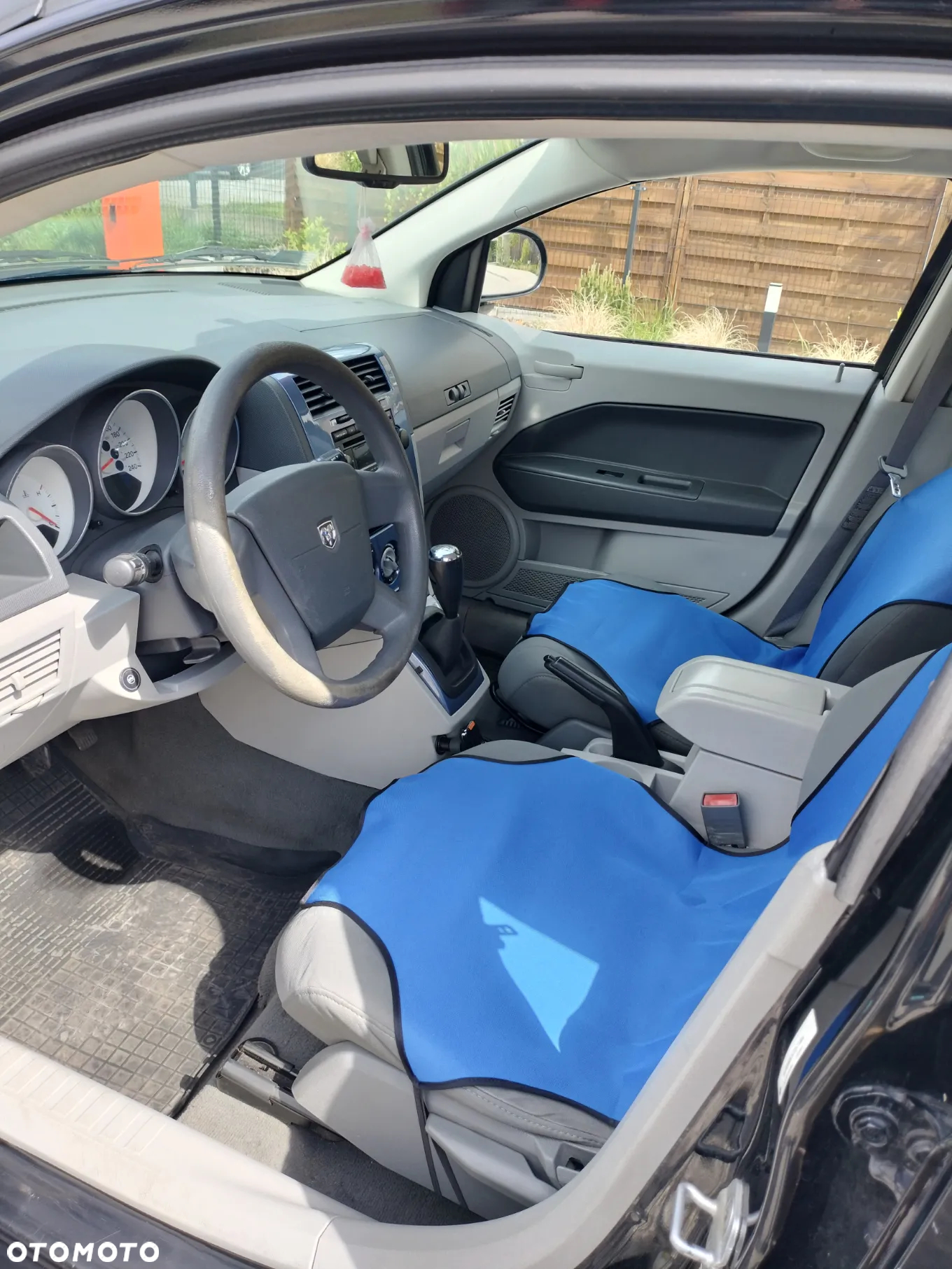Dodge Caliber - 9