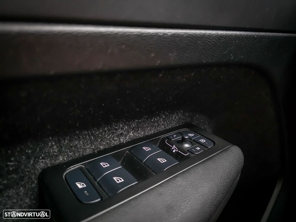 Volvo XC 40 1.5 T4 PHEV Inscription Expression - 43