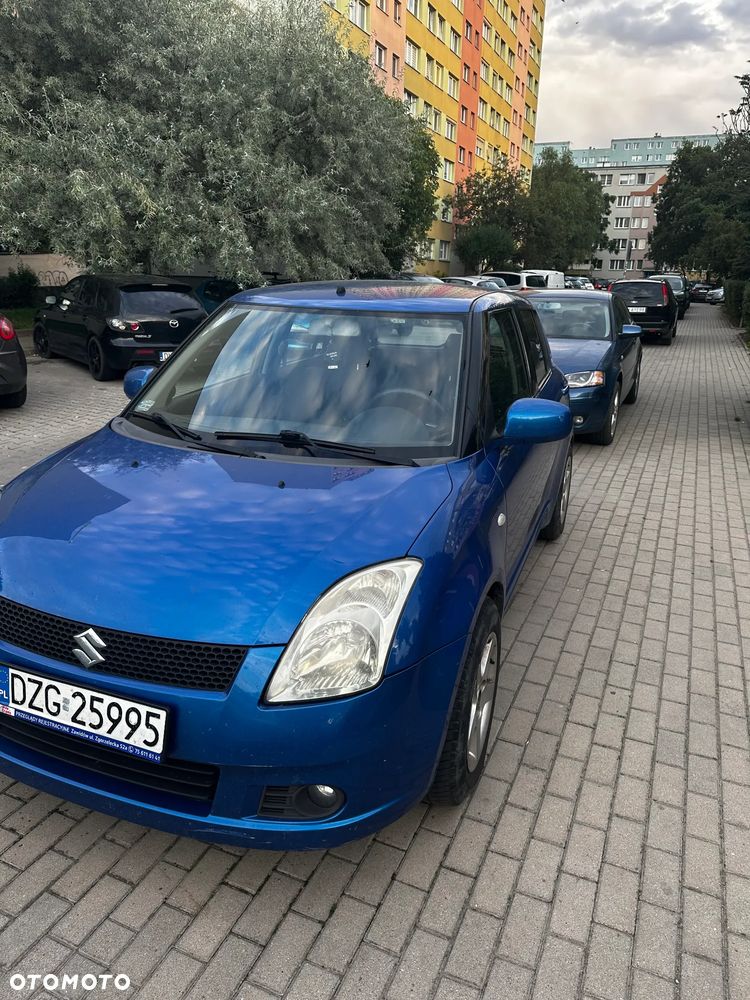 Suzuki Swift - 2