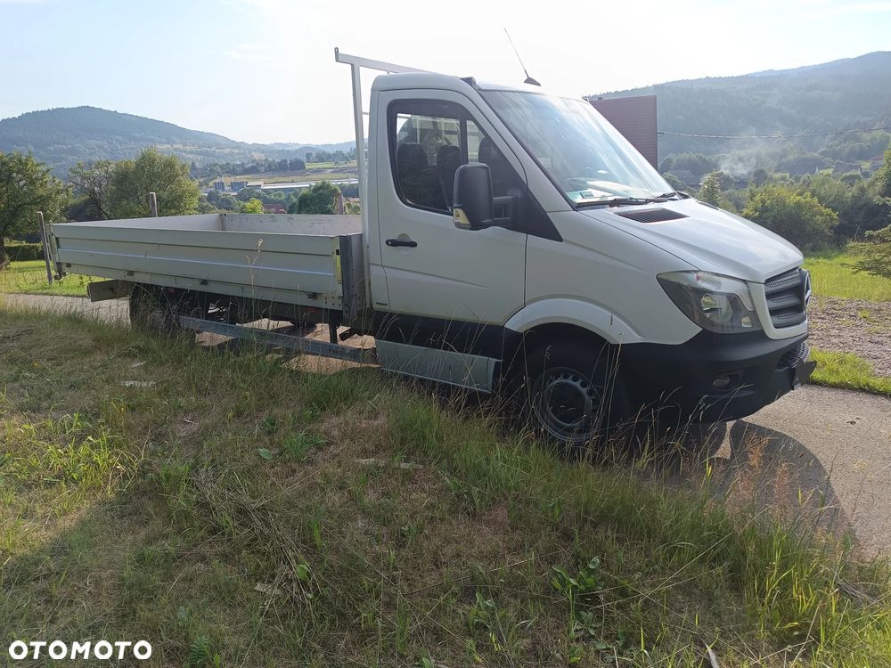 Mercedes-Benz Sprinter 319 - 3