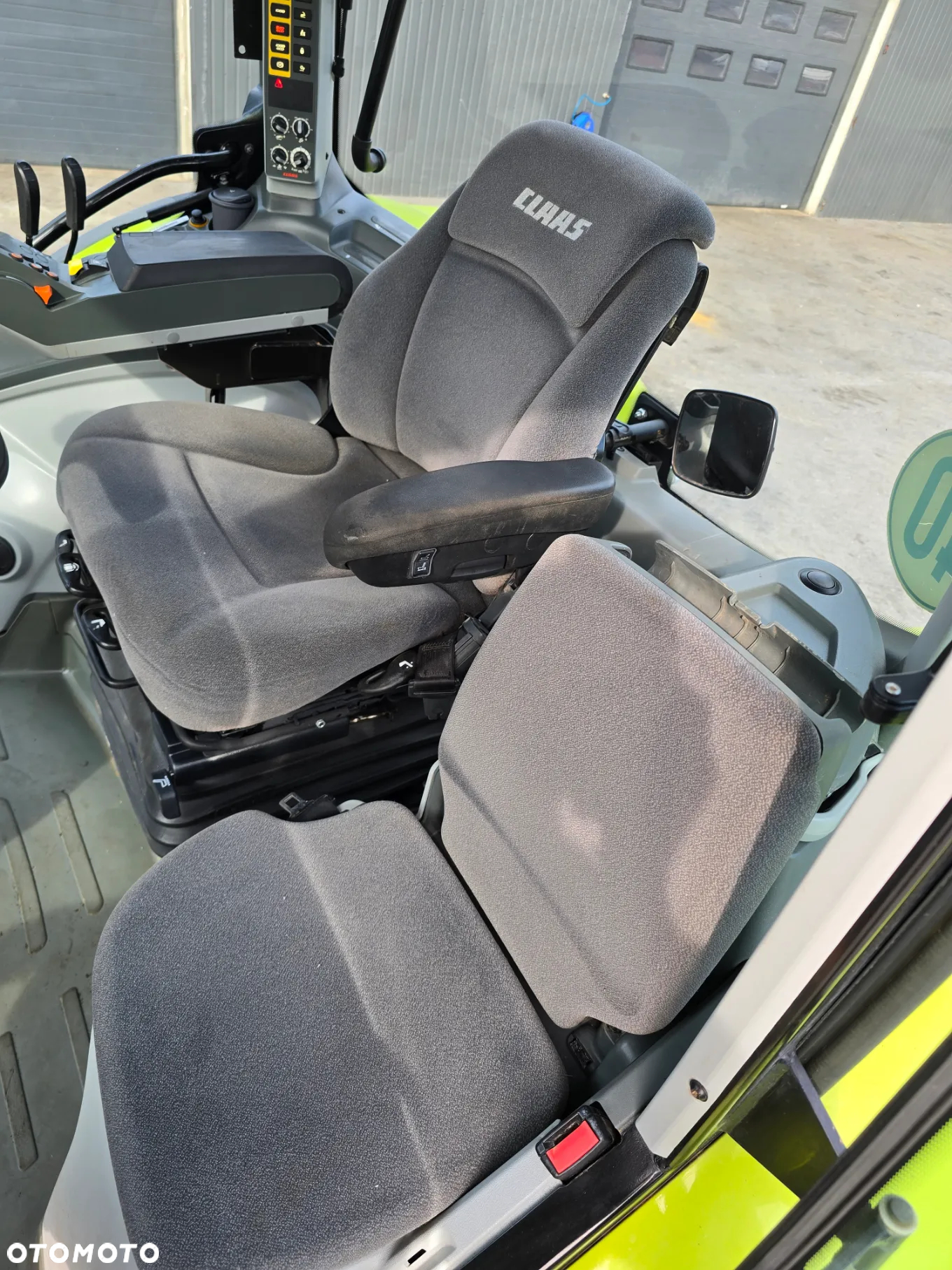 Claas Arion 430 - 15